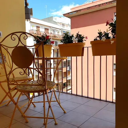 Eccelsobarese - Close To Airport Train Link